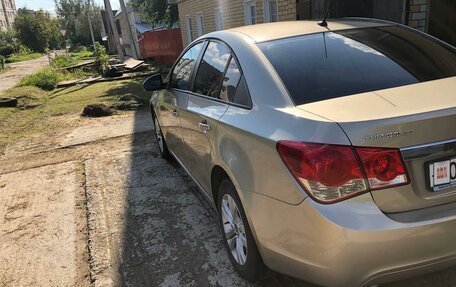 Chevrolet Cruze II, 2012 год, 900 000 рублей, 4 фотография