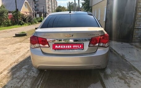 Chevrolet Cruze II, 2012 год, 900 000 рублей, 3 фотография