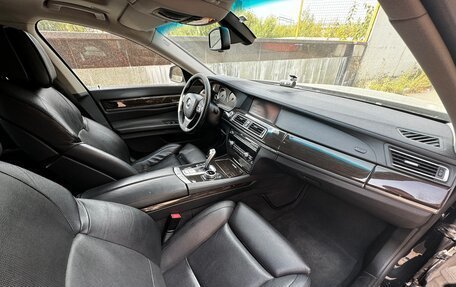 BMW 7 серия, 2011 год, 2 200 000 рублей, 6 фотография