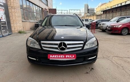 Mercedes-Benz C-Класс, 2010 год, 1 250 000 рублей, 2 фотография