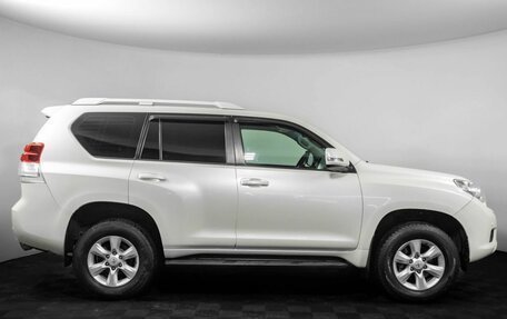 Toyota Land Cruiser Prado 150 рестайлинг 2, 2010 год, 2 890 000 рублей, 4 фотография