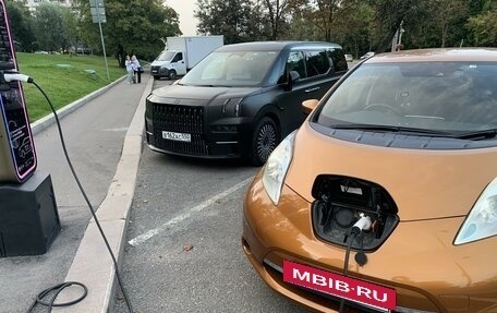 Nissan Leaf I, 2016 год, 1 000 000 рублей, 3 фотография