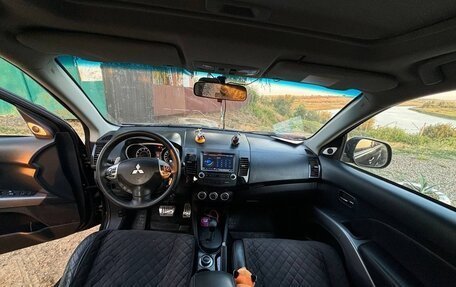 Mitsubishi Outlander III рестайлинг 3, 2007 год, 1 250 000 рублей, 9 фотография