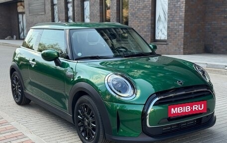 MINI Hatch, 2021 год, 2 700 000 рублей, 3 фотография