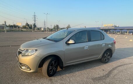 Renault Logan II, 2014 год, 830 000 рублей, 2 фотография