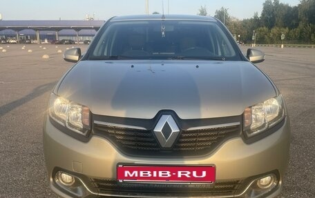 Renault Logan II, 2014 год, 830 000 рублей, 3 фотография