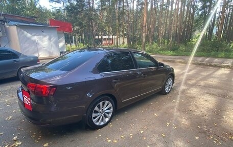 Volkswagen Jetta VI, 2016 год, 1 590 000 рублей, 4 фотография