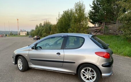 Peugeot 206, 2001 год, 330 000 рублей, 2 фотография