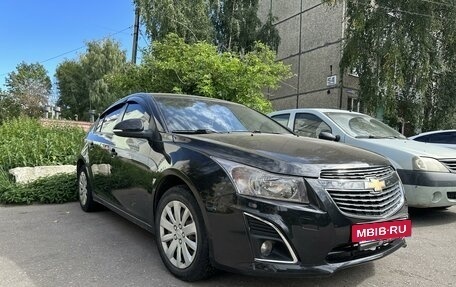 Chevrolet Cruze II, 2014 год, 800 000 рублей, 4 фотография