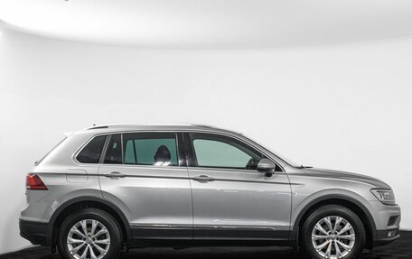 Volkswagen Tiguan II, 2017 год, 2 450 000 рублей, 4 фотография