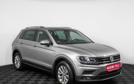 Volkswagen Tiguan II, 2017 год, 2 450 000 рублей, 3 фотография