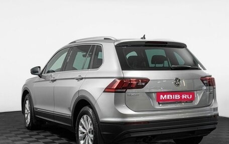 Volkswagen Tiguan II, 2017 год, 2 450 000 рублей, 7 фотография