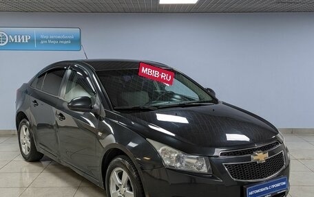 Chevrolet Cruze II, 2010 год, 770 000 рублей, 3 фотография