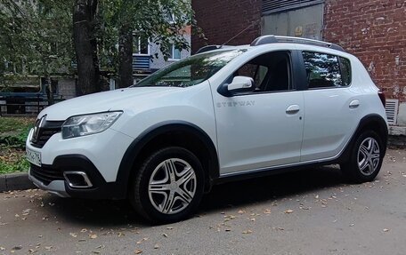 Renault Sandero II рестайлинг, 2019 год, 1 070 000 рублей, 4 фотография