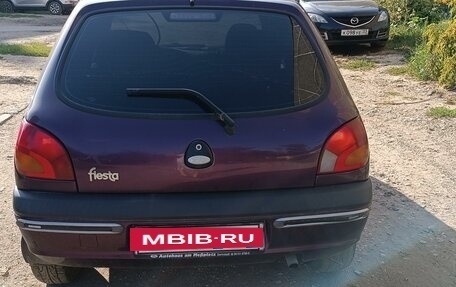 Ford Fiesta, 2000 год, 250 000 рублей, 4 фотография