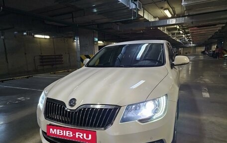 Skoda Superb III рестайлинг, 2014 год, 2 500 000 рублей, 2 фотография