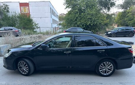 Toyota Camry, 2017 год, 2 500 000 рублей, 4 фотография