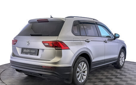 Volkswagen Tiguan II, 2019 год, 2 410 000 рублей, 5 фотография