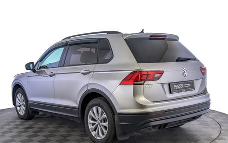 Volkswagen Tiguan II, 2019 год, 2 410 000 рублей, 7 фотография