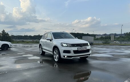 Volkswagen Touareg III, 2012 год, 2 499 000 рублей, 2 фотография