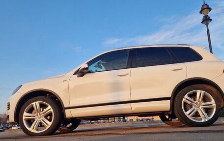 Volkswagen Touareg III, 2012 год, 2 499 000 рублей, 10 фотография