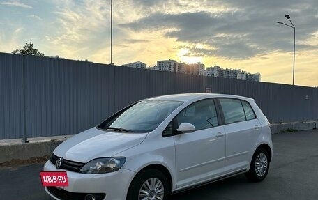 Volkswagen Golf Plus II, 2011 год, 1 299 999 рублей, 2 фотография