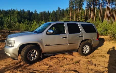 Chevrolet Tahoe III, 2011 год, 2 300 000 рублей, 6 фотография