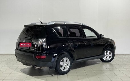 Mitsubishi Outlander III рестайлинг 3, 2009 год, 1 097 000 рублей, 4 фотография