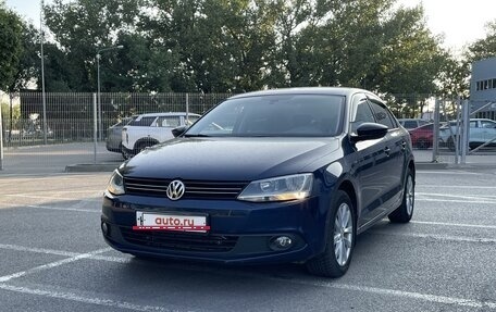 Volkswagen Jetta VI, 2012 год, 1 299 000 рублей, 3 фотография