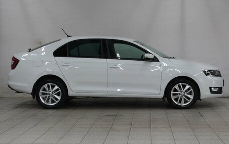 Skoda Rapid I, 2019 год, 1 550 000 рублей, 4 фотография