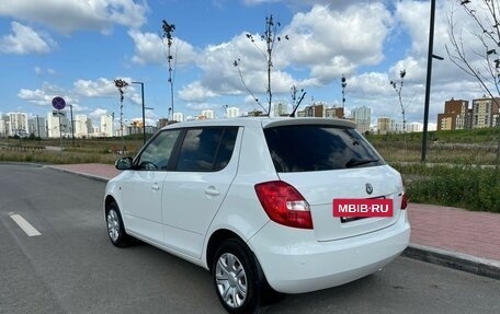 Skoda Fabia II, 2011 год, 810 000 рублей, 4 фотография