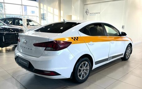 Hyundai Elantra VI рестайлинг, 2019 год, 1 150 000 рублей, 6 фотография