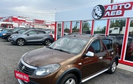 Renault Sandero I, 2013 год, 950 000 рублей, 2 фотография