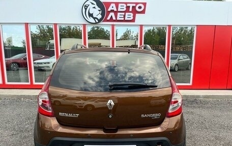 Renault Sandero I, 2013 год, 950 000 рублей, 6 фотография