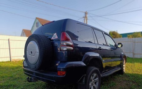 Toyota Land Cruiser Prado 120 рестайлинг, 2003 год, 1 350 000 рублей, 4 фотография