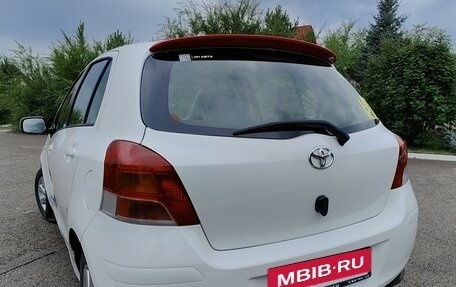 Toyota Yaris III рестайлинг, 2009 год, 775 000 рублей, 6 фотография