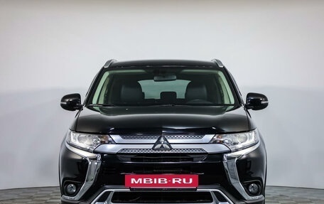 Mitsubishi Outlander III рестайлинг 3, 2020 год, 2 849 000 рублей, 2 фотография