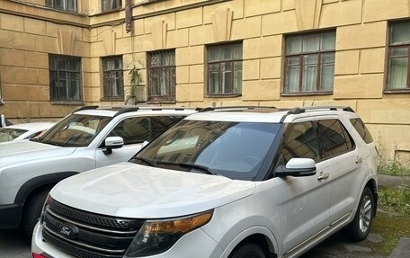 Ford Explorer VI, 2012 год, 1 850 000 рублей, 3 фотография