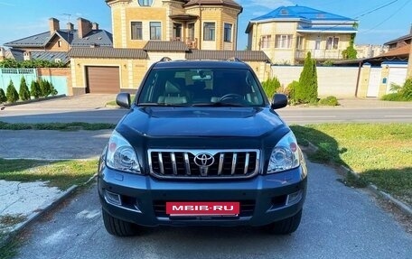 Toyota Land Cruiser Prado 120 рестайлинг, 2005 год, 2 600 000 рублей, 3 фотография