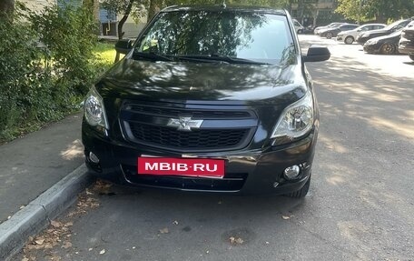 Chevrolet Cobalt II, 2013 год, 580 000 рублей, 2 фотография