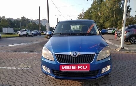 Skoda Fabia II, 2013 год, 580 000 рублей, 2 фотография