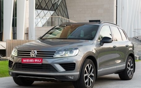 Volkswagen Touareg III, 2017 год, 4 300 000 рублей, 2 фотография