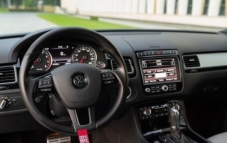 Volkswagen Touareg III, 2017 год, 4 300 000 рублей, 18 фотография