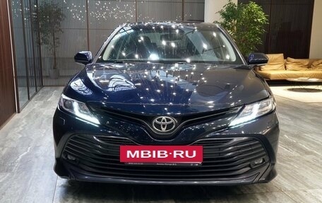 Toyota Camry, 2018 год, 2 570 000 рублей, 4 фотография