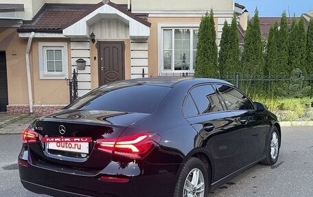 Mercedes-Benz A-Класс, 2019 год, 2 550 000 рублей, 3 фотография