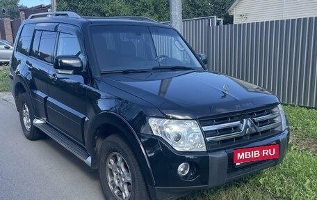 Mitsubishi Pajero IV, 2007 год, 1 650 000 рублей, 2 фотография