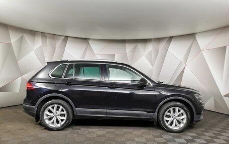 Volkswagen Tiguan II, 2019 год, 3 699 000 рублей, 6 фотография