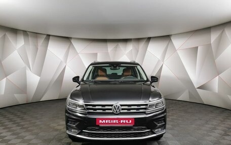 Volkswagen Tiguan II, 2019 год, 3 699 000 рублей, 7 фотография