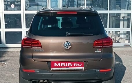 Volkswagen Tiguan I, 2015 год, 1 265 000 рублей, 6 фотография