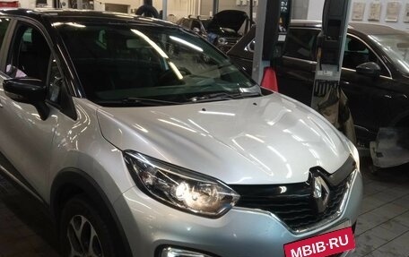 Renault Kaptur I рестайлинг, 2017 год, 1 350 000 рублей, 2 фотография